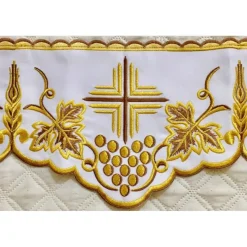 Shop Articles Religieux JP nappe d'autel dorée pour messe
